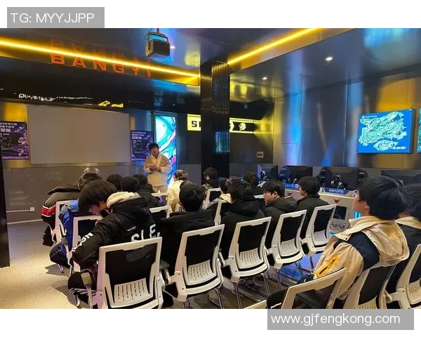 电竞心理教练助力选手提升心理素质与竞技表现的全新策略与方法